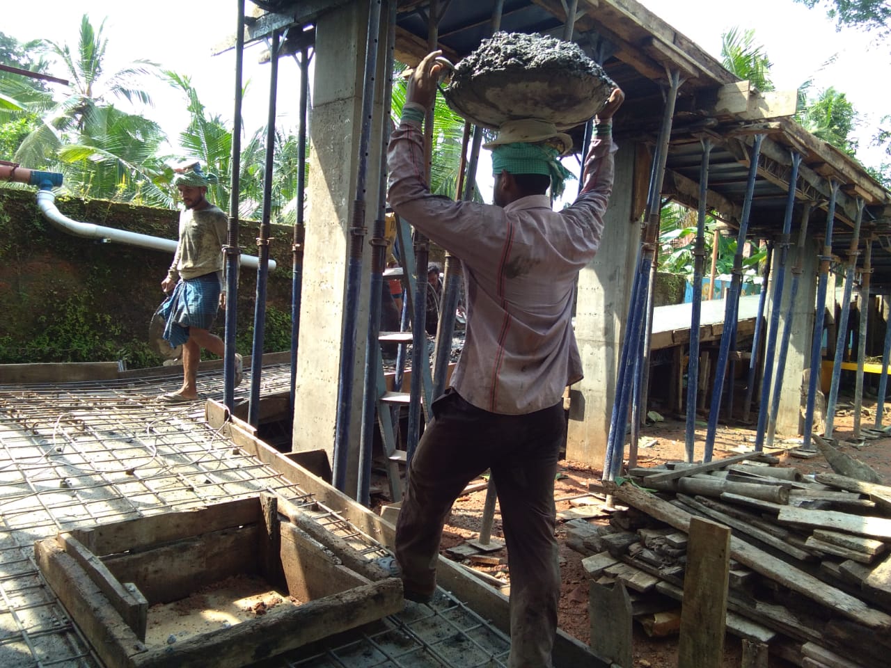 Alphons Sadhan Schule - Bau einer Rampe für den barrierefreien Zugang, gefördert durch die Stiftung