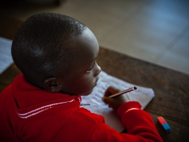 Mit der Kinderstiftung "Hoffnungsstrahl" in Kenia