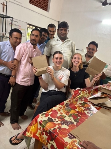 Reisebericht Eva Dorsch und Antonia Kestel Reisebericht Eva Dorsch und Antonia Kestel